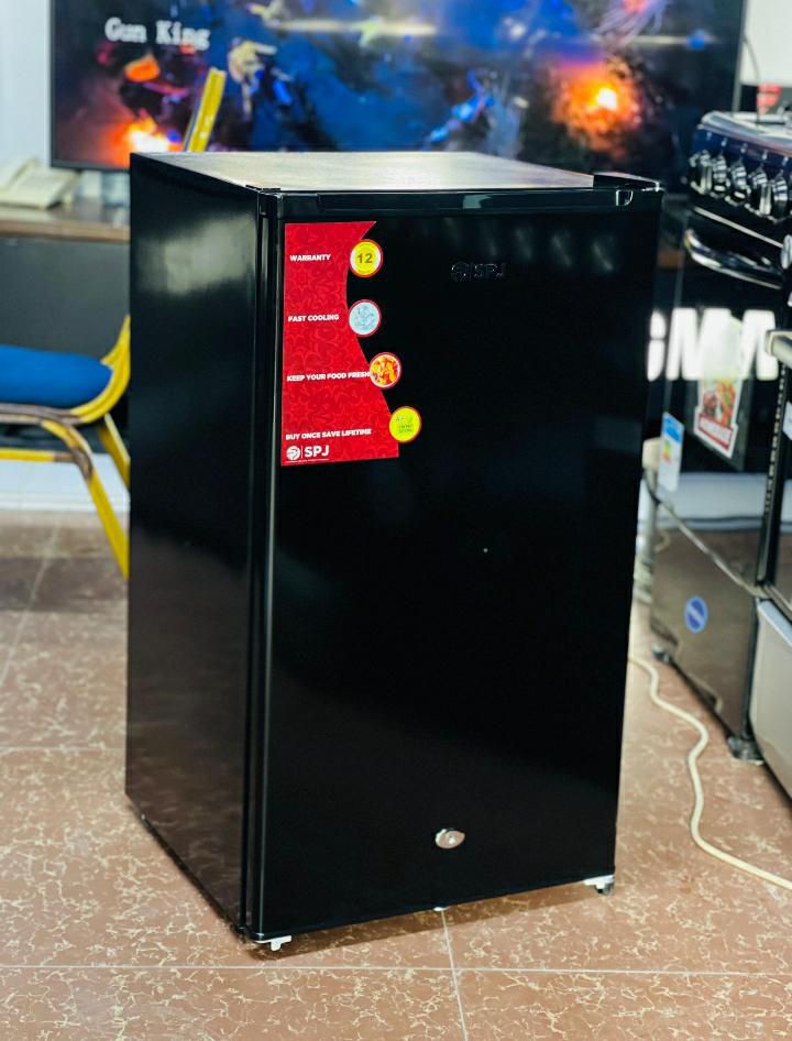 SPJ Single Door Fridge 93Litres