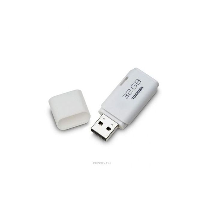 Toshiba 32 GB - Flash Disk - White - mykariakoo
